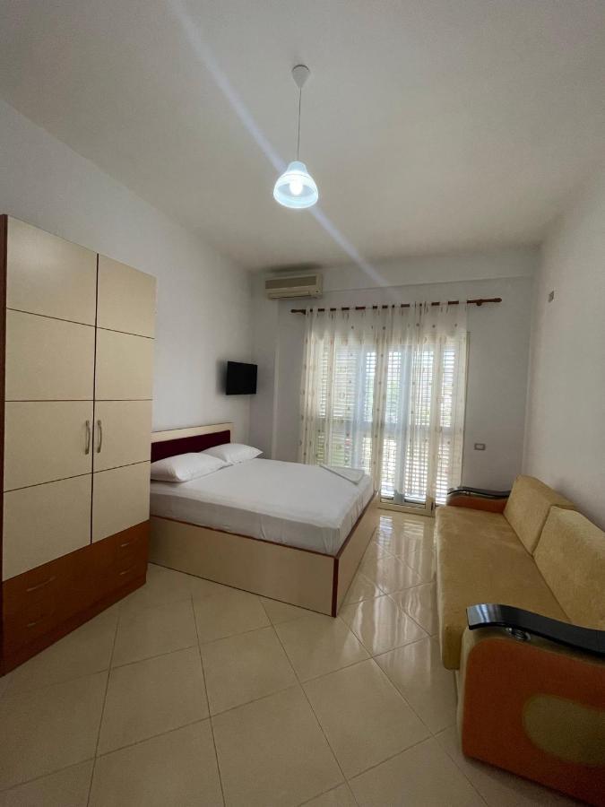 John'S Holiday Home Vlore Exterior photo
