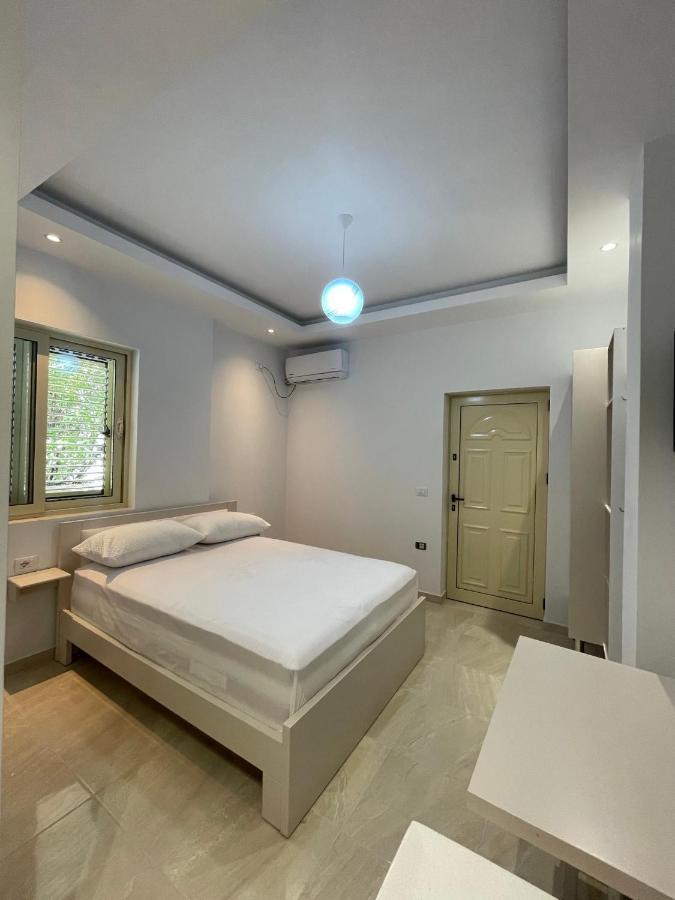John'S Holiday Home Vlore Exterior photo