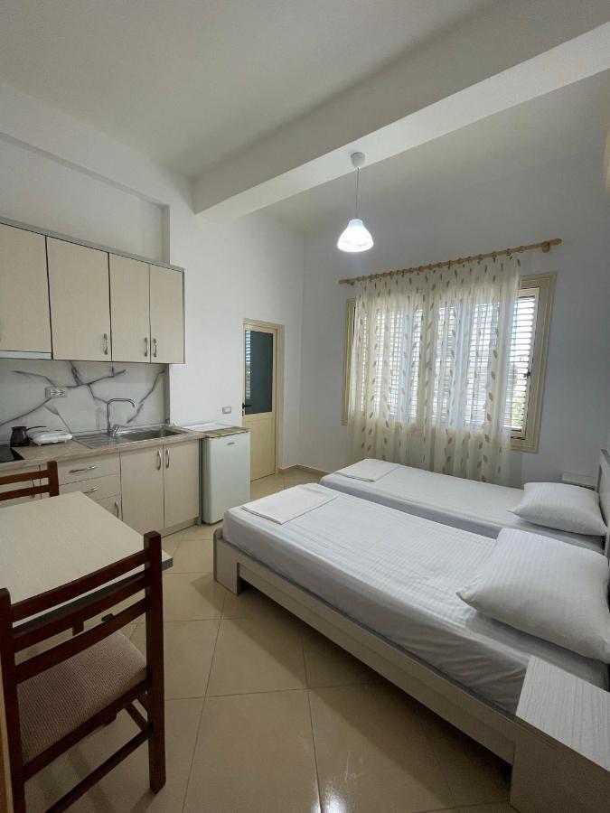 John'S Holiday Home Vlore Exterior photo