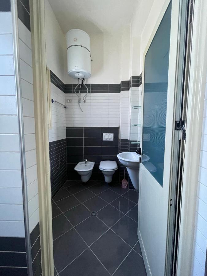 John'S Holiday Home Vlore Exterior photo