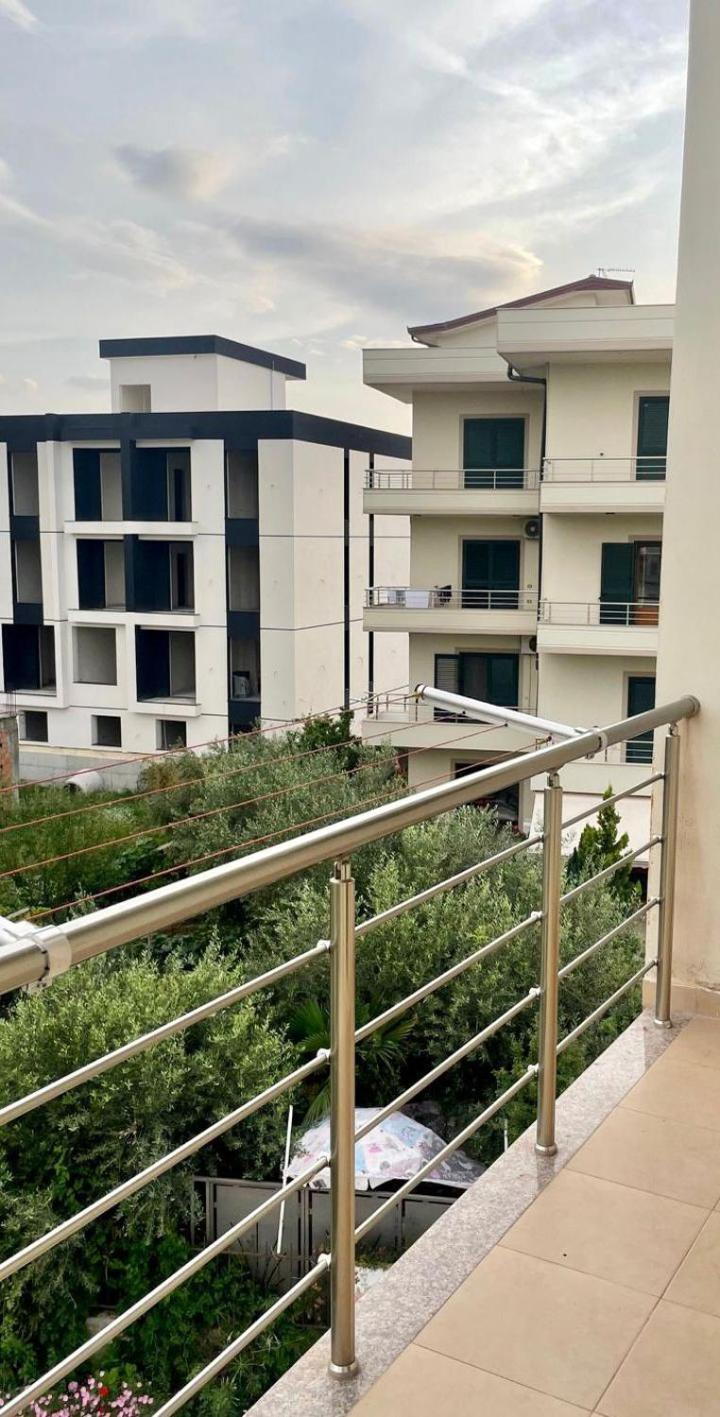 John'S Holiday Home Vlore Exterior photo